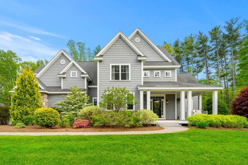 10 Lilac Ct, Bedford, NH, 03110-5056 | Card Image
