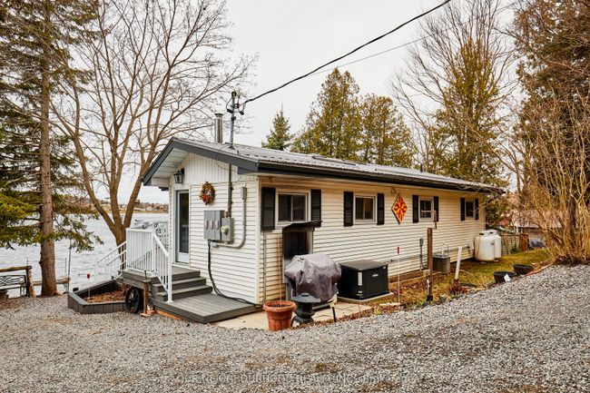 62 Sandy Bay Rd, House other with 2 bedrooms, 2 bathrooms and 6 parking in Hastings ON | Image 9