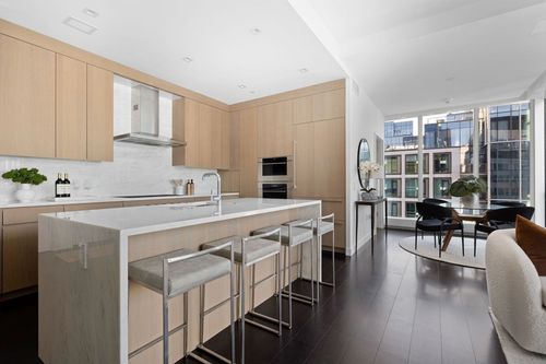 12b-150 Seaport Blvd, Boston, MA, 02210-2755 | Card Image