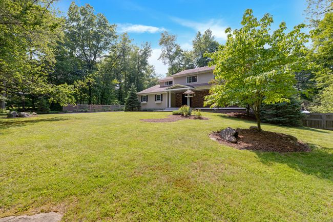 19 Maplecrest Dr, House other with 4 bedrooms, 3 bathrooms and null parking in Danbury CT | Image 31