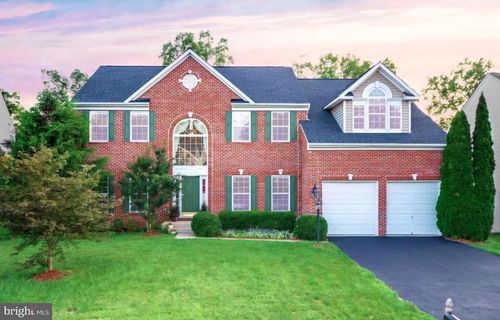 8464 Hessian Hill Ct Court, BRISTOW, VA, 20136 | Card Image