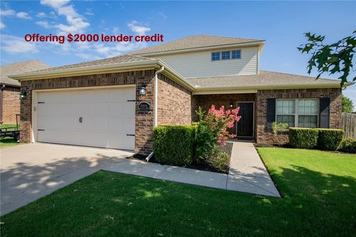 5001 W Lakewood Ct, Rogers, AR, 72758-8626 | Card Image