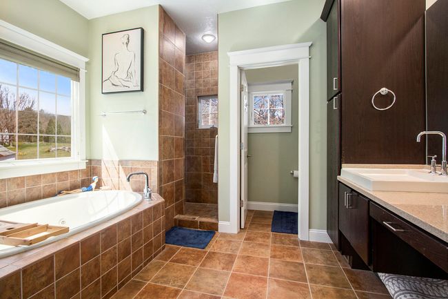 3975 Harbor Breeze Dr, House other with 4 bedrooms, 5 bathrooms and null parking in Norton Shores MI | Image 18
