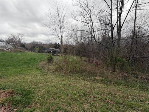 200 Richardson Road, Summer Shade, KY, 42166 | Card Image