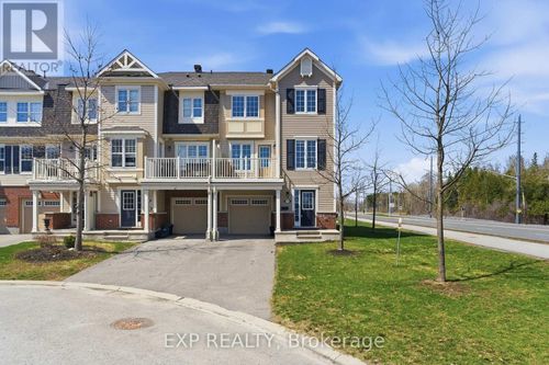 429 Rosingdale Street, Ottawa, ON, K2M0L8 | Card Image