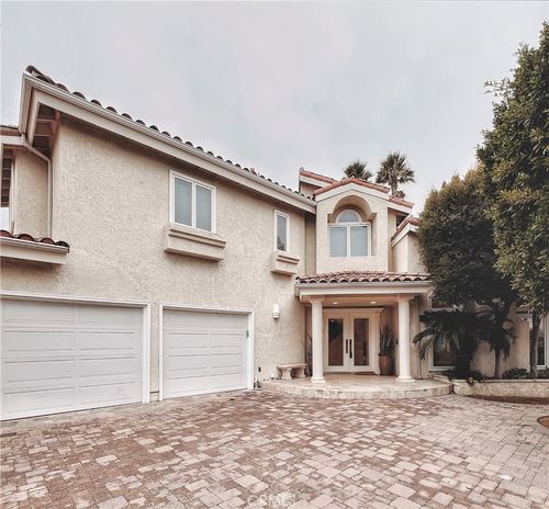 289 S Owens Dr, Anaheim, CA, 92808 | Card Image