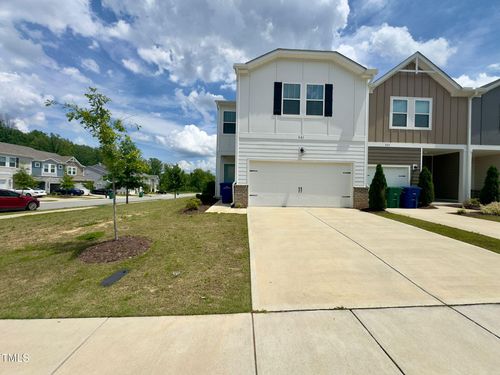 901 Clearhaven Ln, Fuquay Varina, NC, 27526-4340 | Card Image