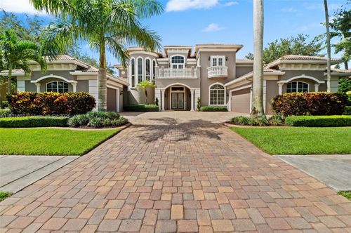 12608 S Stonebrook Cir, Davie, FL, 33330-1276 | Card Image