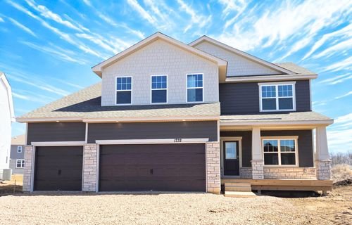 1732 Oak Creek Pass, Chaska, MN, 55318-7461 | Card Image