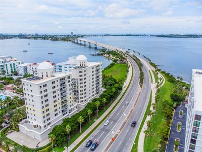 501B - 128 Golden Gate Point, Condo with 3 bedrooms, 2 bathrooms and null parking in Sarasota FL | Image 1