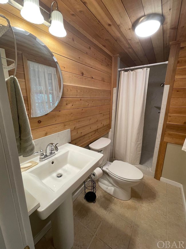 40 Sand Dune Trl, House other with 2 bedrooms, 2 bathrooms and null parking in Ocracoke NC | Image 10