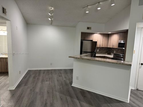 apt-1224-12510 Vista Isles Dr, Plantation, FL, 33325-1333 | Card Image