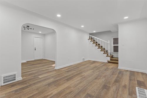 3968 Bedford St, Detroit, MI, 48224-3619 | Card Image