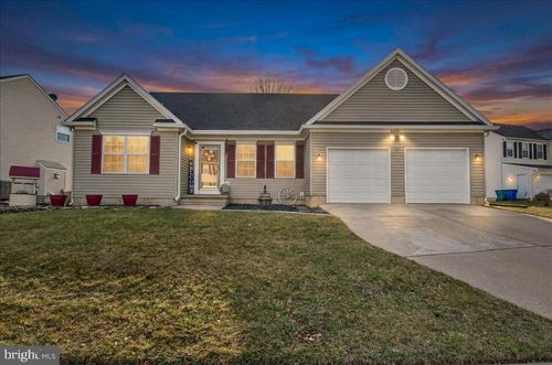 6303 Edgeware Ct, FREDERICK, MD, 21703-6814 | Card Image