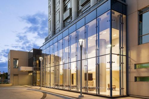 1711-18 Graydon Hall Dr, North York, ON, M3A0A2 | Card Image