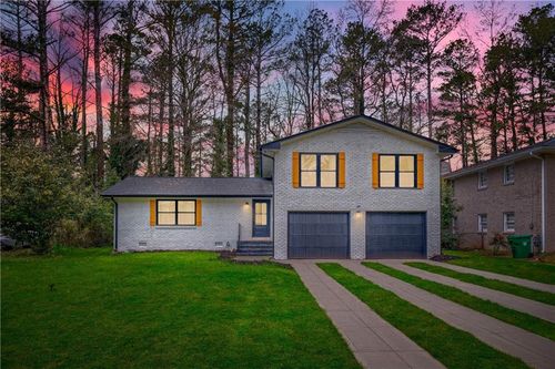 3045 Weslock Cir, Decatur, GA, 30034-2928 | Card Image