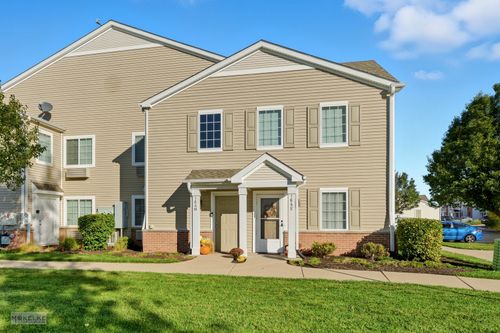 unit-e-164 Bertram Dr, Yorkville, IL, 60560-6092 | Card Image