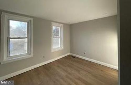 725 Brook St, BRYN MAWR, PA, 19010-2201 | Card Image