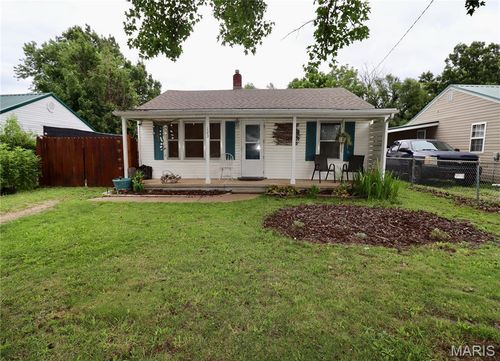 123 Cedar Crest Dr, Lebanon, MO, 65536-3780 | Card Image