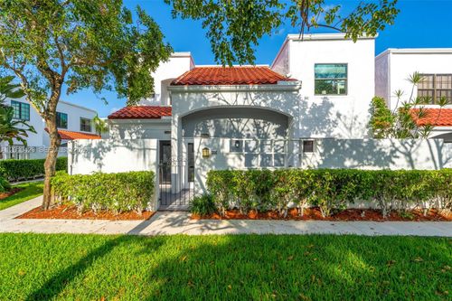 221-2-20904 Leeward Ct, Aventura, FL, 33180-3873 | Card Image