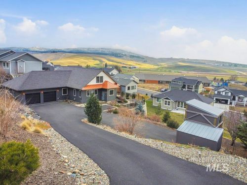 763 Indian Hills Dr, Moscow, ID, 83843-9308 | Card Image