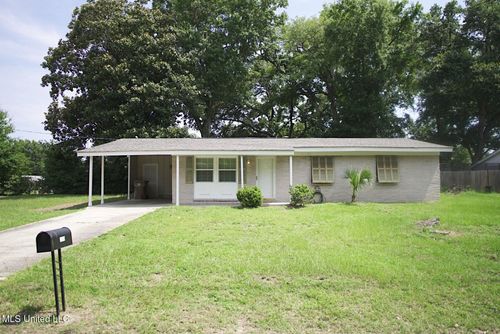 2160 Driftwood Dr, Biloxi, MS, 39531-3025 | Card Image