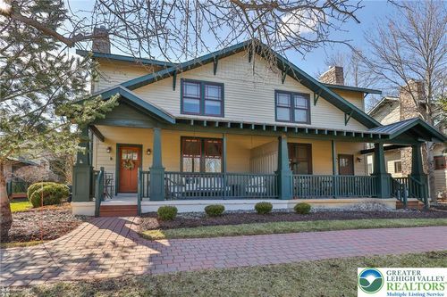 3477 Creekside Ct, HELLERTOWN, PA, 18055-1559 | Card Image