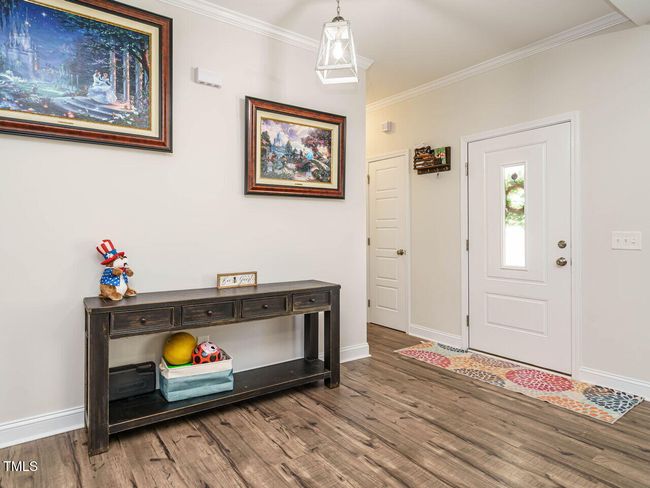 004-1280x960-foyer | Image 4