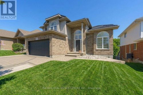 49 Creekside Dr, Guelph (Grange Road), ON, N1E0C2 | Card Image