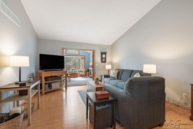 14-web-or-mls-A7401753 | Image 5