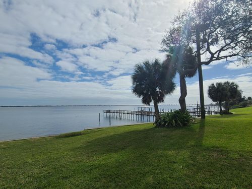 2557 Pineapple Ave, Melbourne, FL, 32935-6208 | Card Image