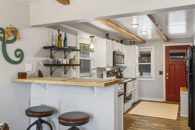 Table Rock Lakefront Home Boat Slip | Image 17