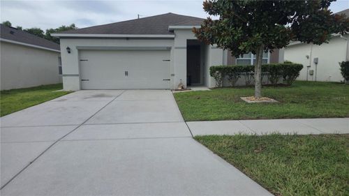 3136 Country Club Cir, Winter Haven, FL, 33881-9733 | Card Image