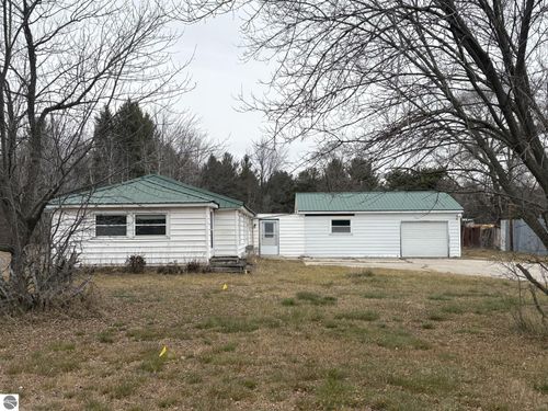 7315 E Pickard Rd, Mt Pleasant, MI, 48858-7925 | Card Image