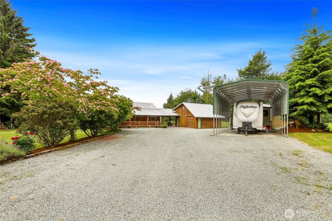 4004 Saje Ln, House other with 3 bedrooms, 2 bathrooms and 3 parking in Sedro Woolley WA | Image 4