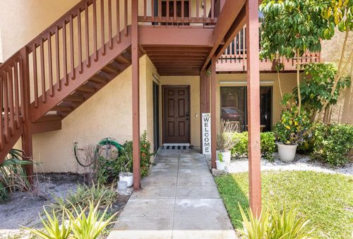 803 Lakeview Cir, Royal Palm Beach, FL, 33411-8737 | Card Image