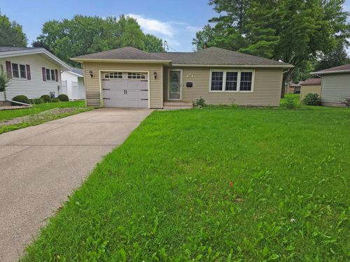 1109 S Moore St, Blue Earth, MN, 56013-1634 | Card Image