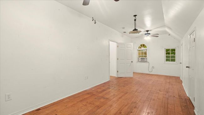 820 E. LAUREL AVE | Image 31