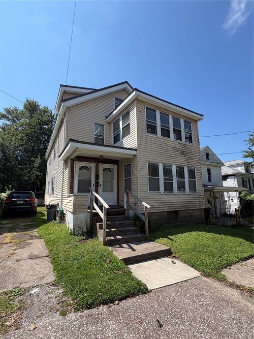 2420 Plum St, Erie, PA, 16502-2567 | Card Image