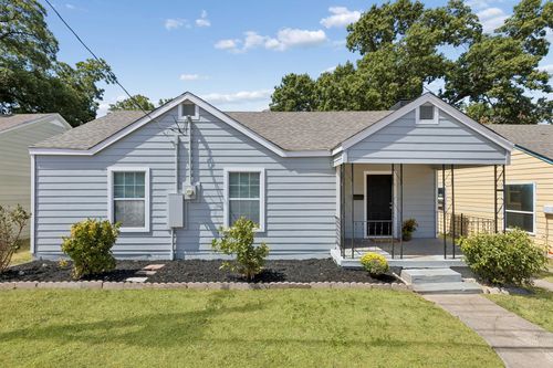 227 S Hampton Rd, Dallas, TX, 75208-5616 | Card Image
