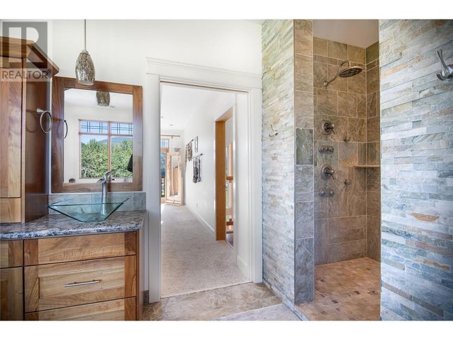 2388 Lawrence Rd, House other with 3 bedrooms, 3 bathrooms and 20 parking in Lumby BC | Image 46