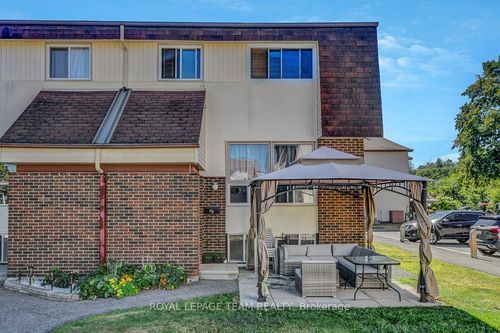 c-9 Forester Cres, Nepean, ON, K2H8Y1 | Card Image
