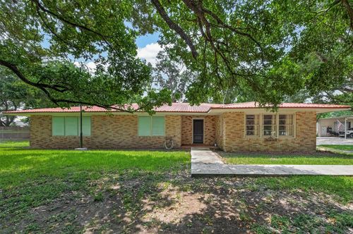 5606 Highland Rd, Santa Fe, TX, 77517-3134 | Card Image
