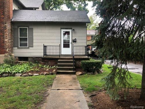380 E Frank St, Birmingham, MI, 48009-1730 | Card Image