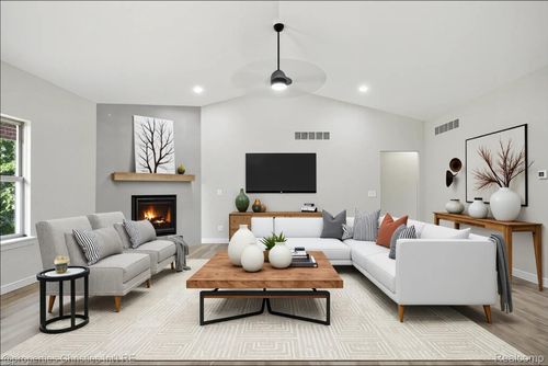 3201 Roma Ct, Wixom, MI, 48393-1202 | Card Image