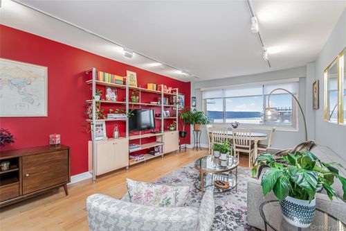 apt-11g-2621 Palisade Ave, Bronx, NY, 10463-6110 | Card Image
