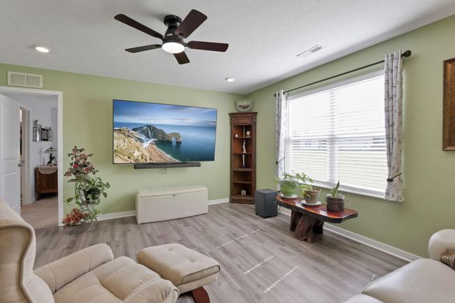 373 St James Gate, House other with 4 bedrooms, 2 bathrooms and null parking in Newark OH | Image 4