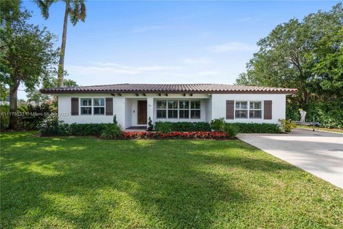 330 Center St, Jupiter, FL, 33458-4317 | Card Image