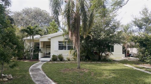 627 38th Ave Ne, ST PETERSBURG, FL, 33704-1629 | Card Image