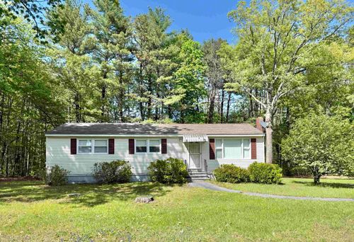 4 Rita Avenue, Pelham, NH, 03076 | Card Image